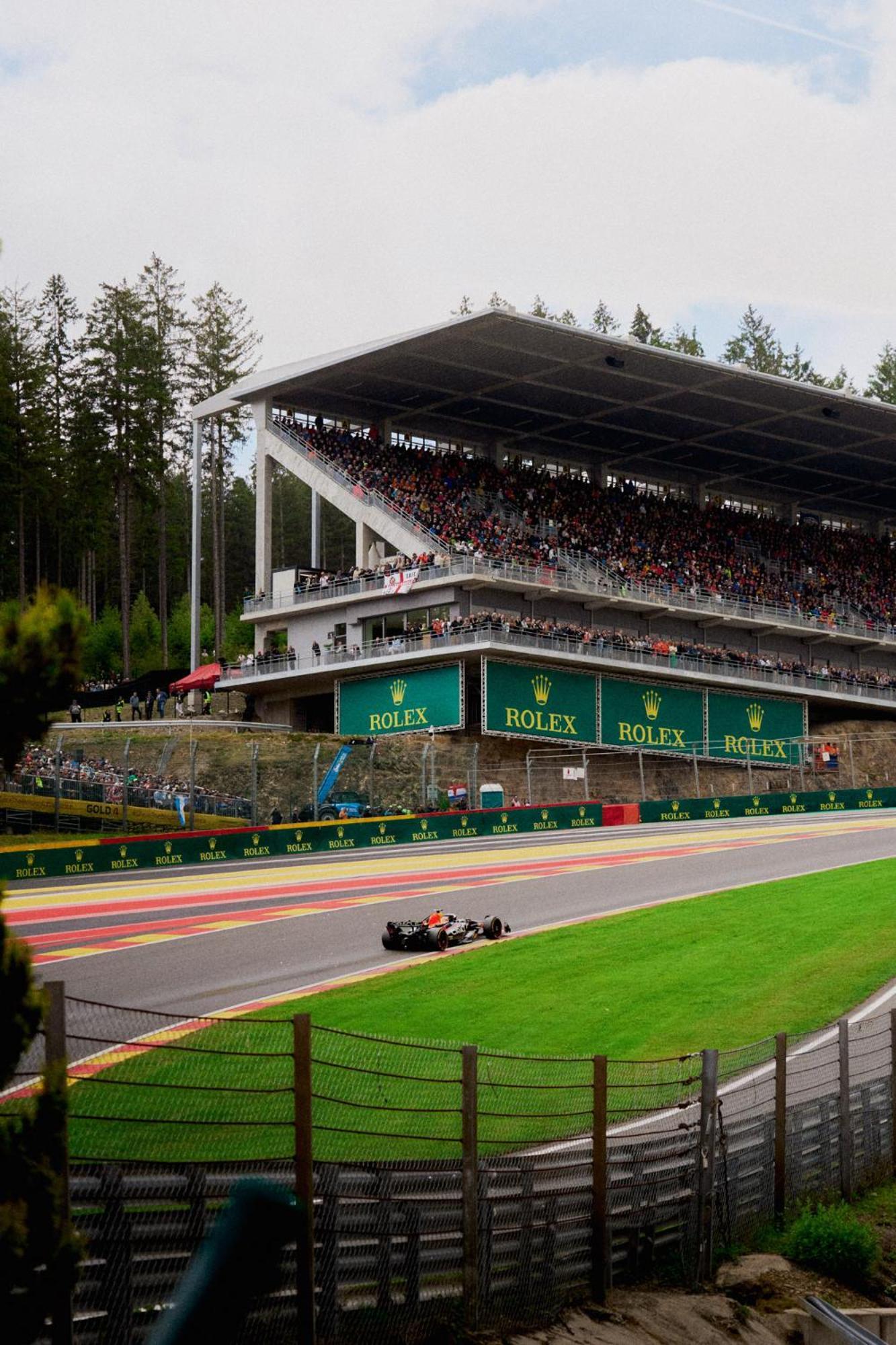 Grandprixcamp Closest To The Track Including Track View Stavelot Exteriér fotografie